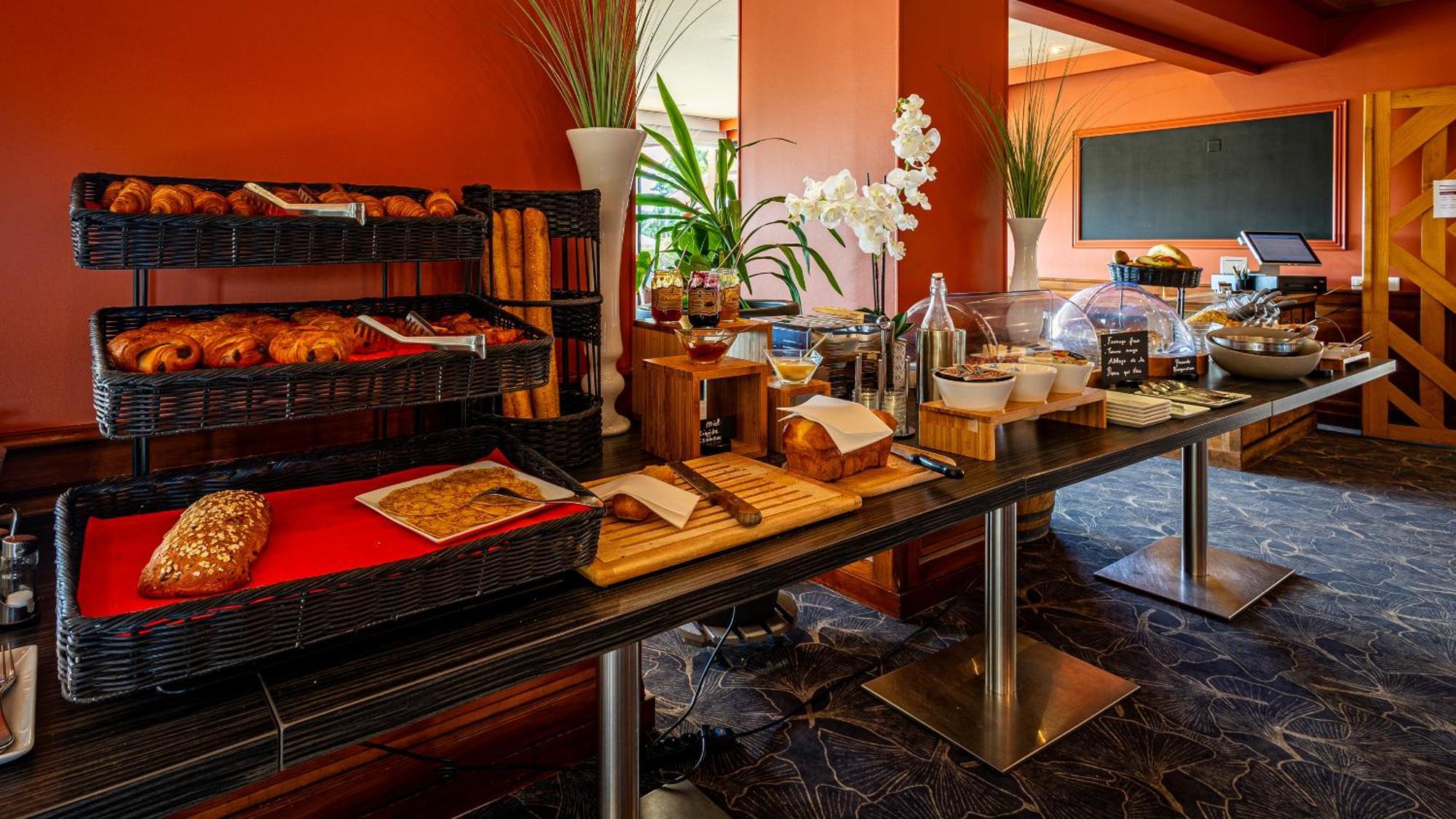 Logis Hostellerie D'Aussois Semur-en-Auxois Ngoại thất bức ảnh