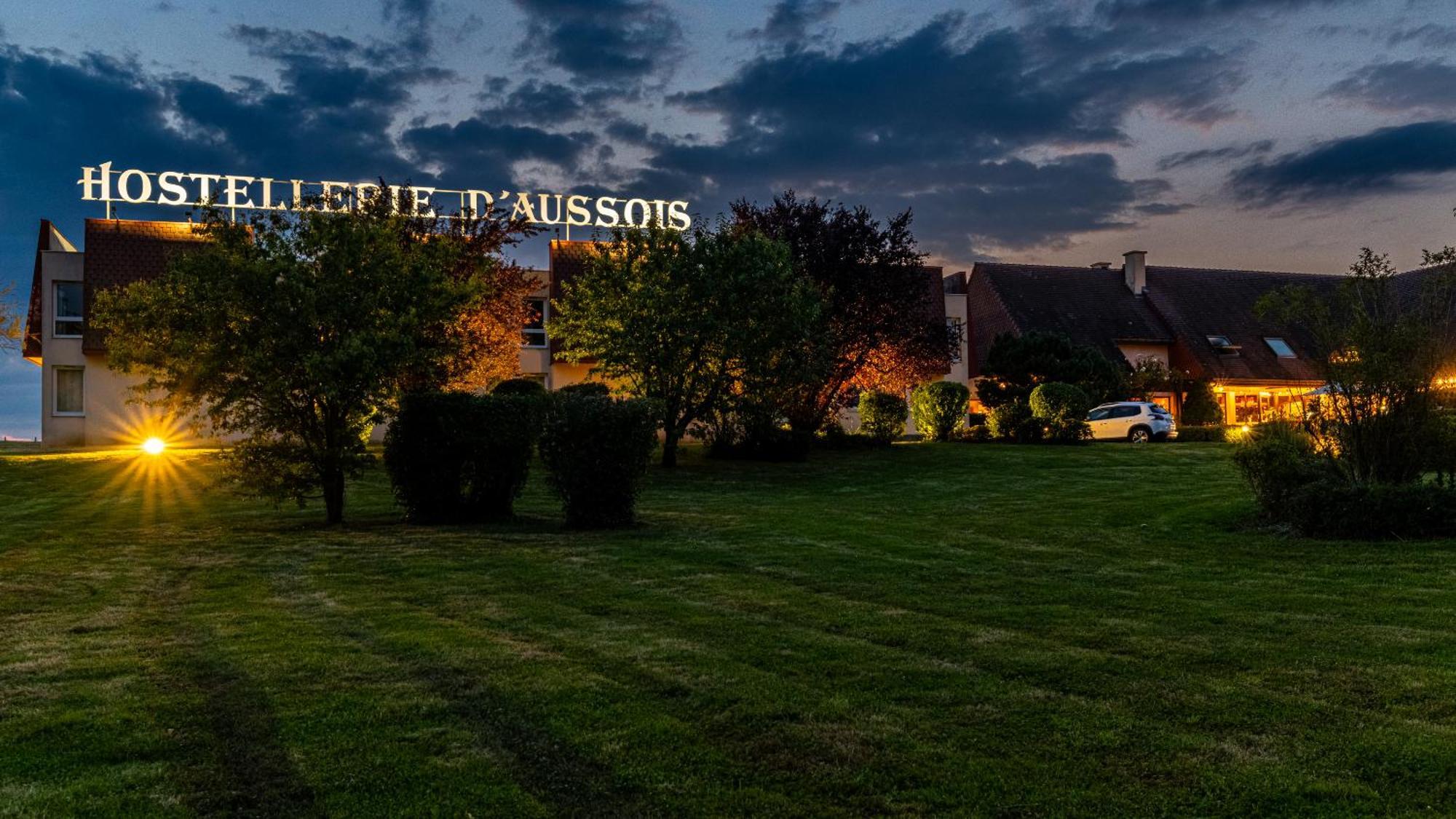 Logis Hostellerie D'Aussois Semur-en-Auxois Ngoại thất bức ảnh