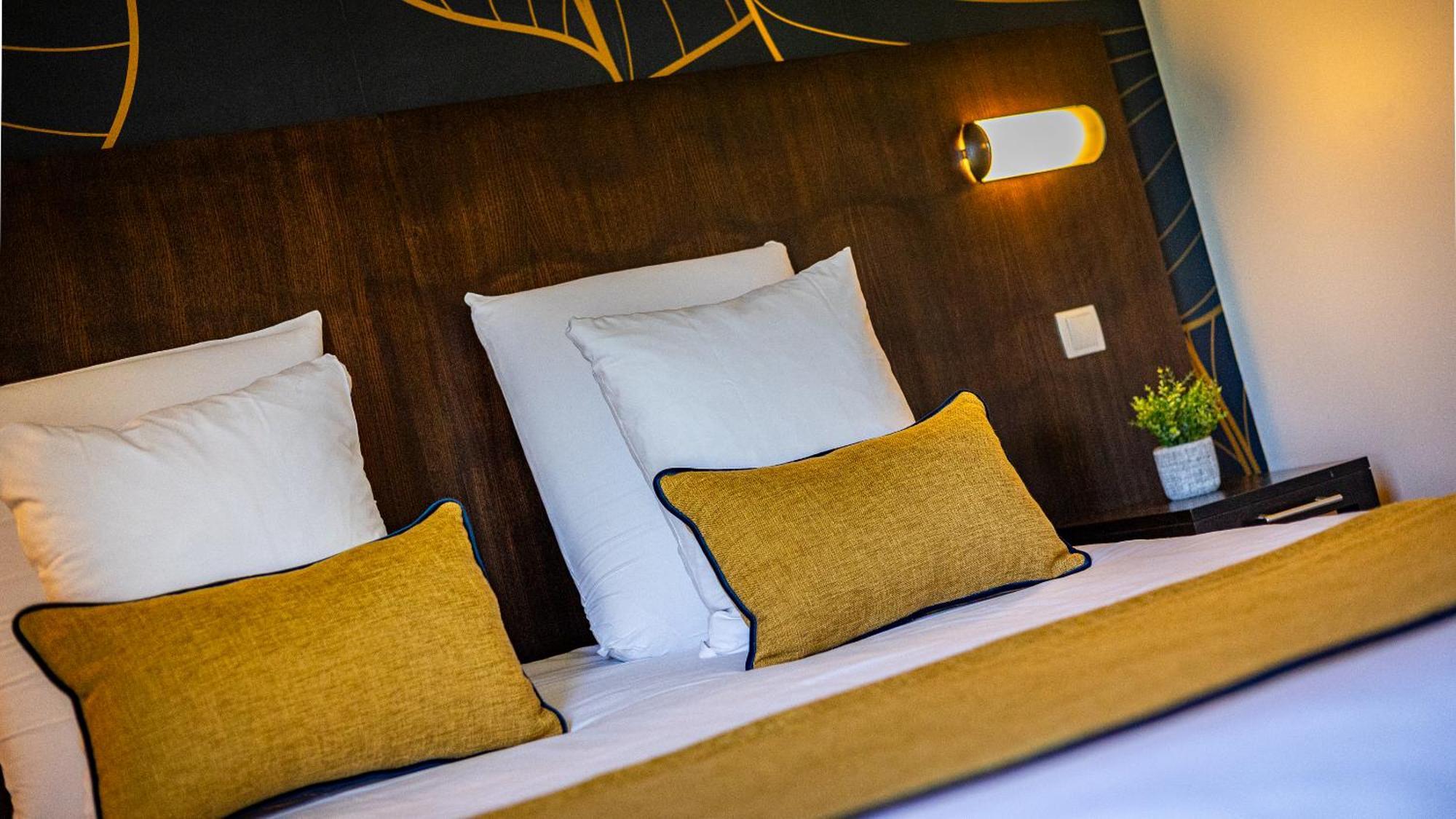 Logis Hostellerie D'Aussois Semur-en-Auxois Ngoại thất bức ảnh